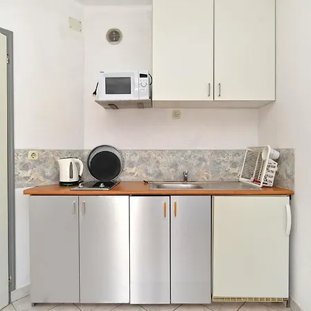 Apartment Fuer 3 Personen Ca 30 Qm In Fazana-surida, Istrien Istrische Riviera