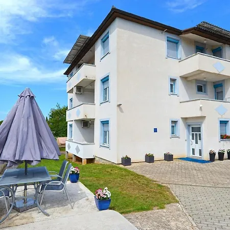 Apartman Fuer 3 Personen Ca 30 Qm In Fazana-surida, Istrien Istrische Riviera